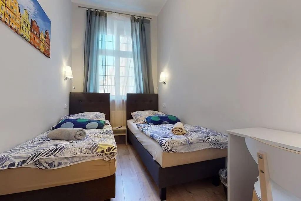 Z Apart Next To Town Hall - Rynek 42- 3 Rooms - 6 People Wrocław 0*,  Polska